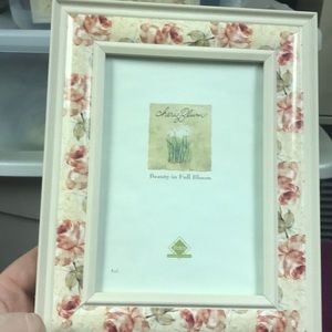 5x7 Beauty in Full Bloom Picture Frame